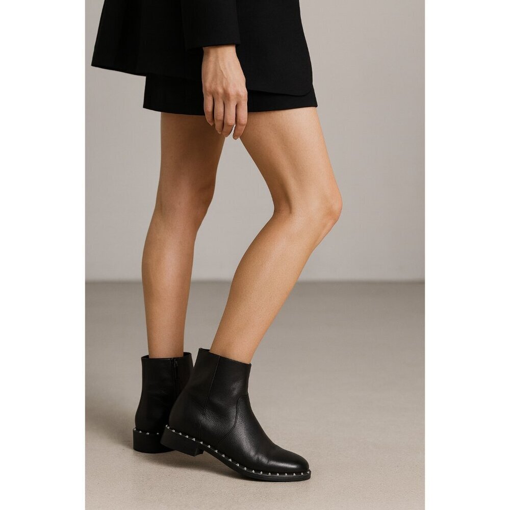 Schutz Black Leather Studded Ankle Boots Women’s 9.5B Rocker Moto Booties Brazil